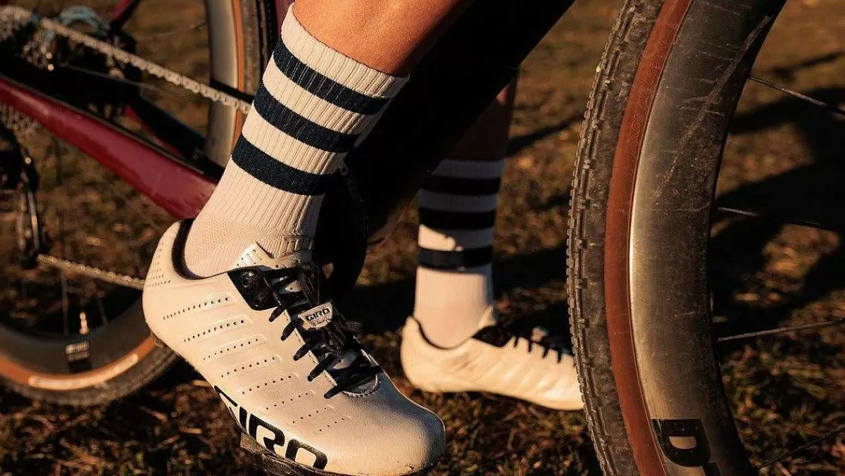 Outlet Cafe Du Cycliste Skate Socks Navy & White
